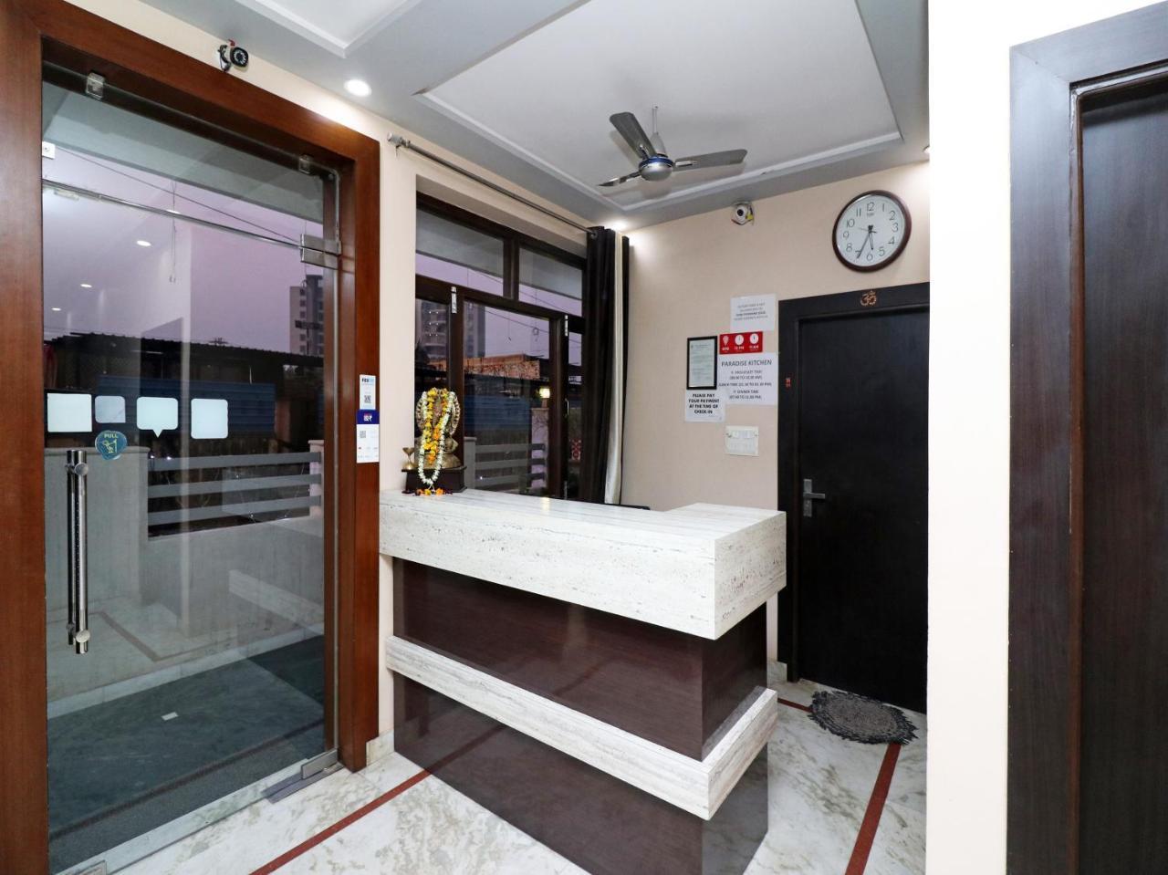 Hotel Aaradhya Residency à Agra  Extérieur photo