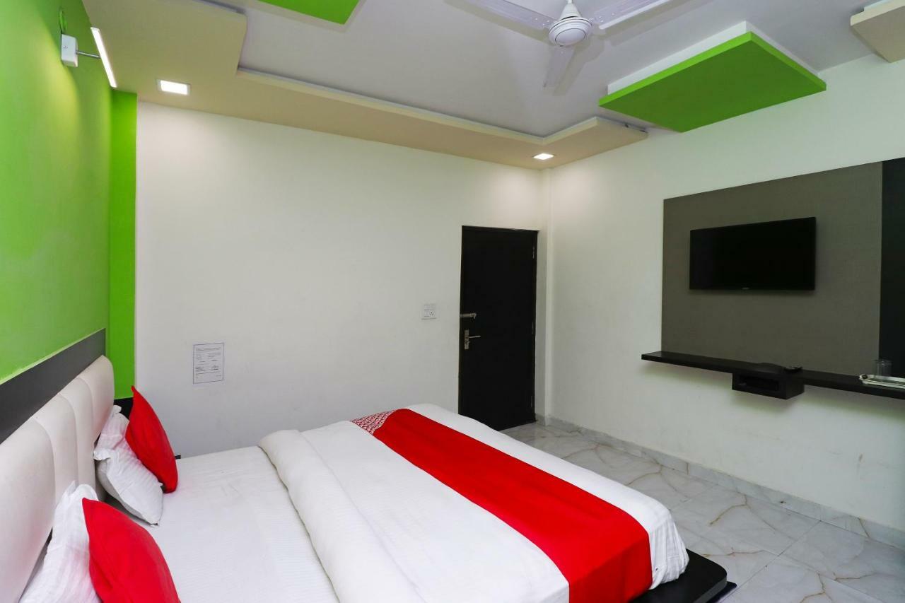 Hotel Aaradhya Residency à Agra  Extérieur photo